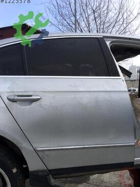 Volkswagen Passat Sağ Arka Kapı çıkma parça