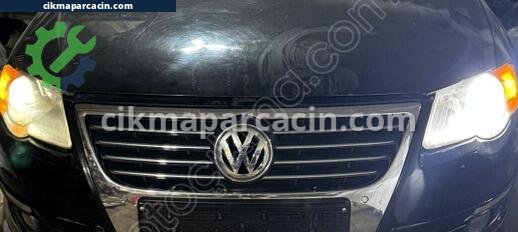 Volkswagen Passat Sağ Ön Far çıkma parça