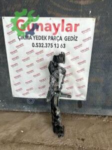 Volkswagen Passat Orijinal Çıkma Arka Tampon Demiri