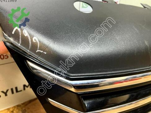 Volkswagen Passat Ön Panjur 3AA853651 çıkma parça