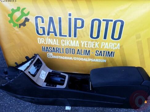 Volkswagen Passat Orta Konsol çıkma parça