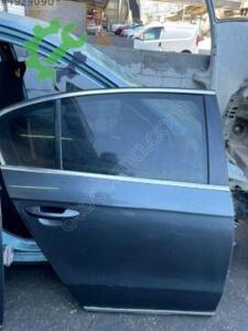 Volkswagen Passat Sağ Arka Kapı Çıkma