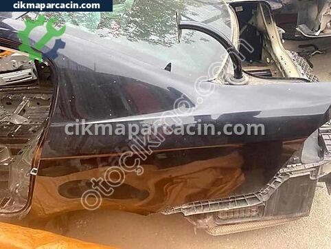 Volkswagen Passat Sol Arka Çamurluk çıkma parça