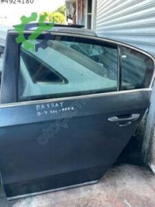 Volkswagen Passat Sol Arka Kapı Çıkma