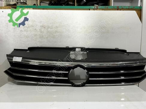 Volkswagen Passat Ön Panjur çıkma parça