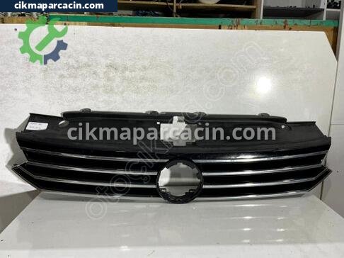 Volkswagen Passat Ön Panjur çıkma parça