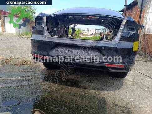 Volkswagen Passat Arka Tampon çıkma parça
