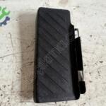 VOLKSWAGEN PASSAT B8 DEBRİYAJ YAN AYAK BASMA YERİ