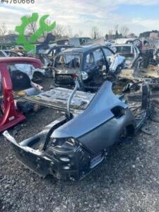 VOLKSWAGEN PASSAT B8 FÜME SAĞ KESME MARŞPİYAL ORJİNAL ÇIKMA