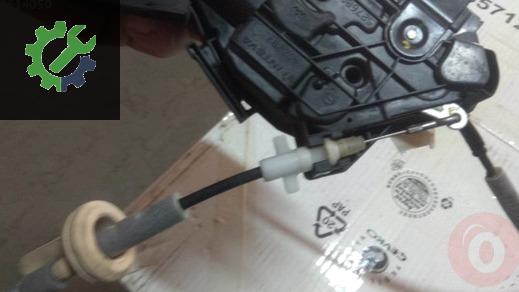 Volkswagen Passat Kapı Kilidi 5E0839016A çıkma parça