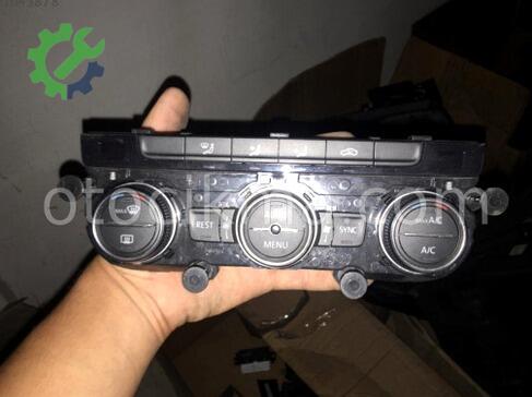Volkswagen Passat Klima Kontrol Paneli çıkma parça