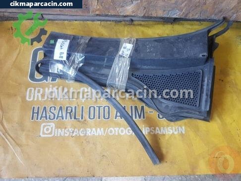 Volkswagen Passat Ön Cam Izgarası çıkma parça