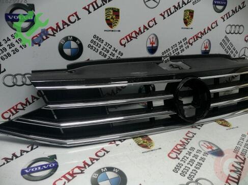 Volkswagen Passat Ön Panjur çıkma parça