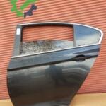 Volkswagen Passat B8 Sol arka kapı siyah hatasız orjinal