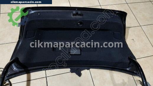 Volkswagen Passat Bagaj çıkma parça