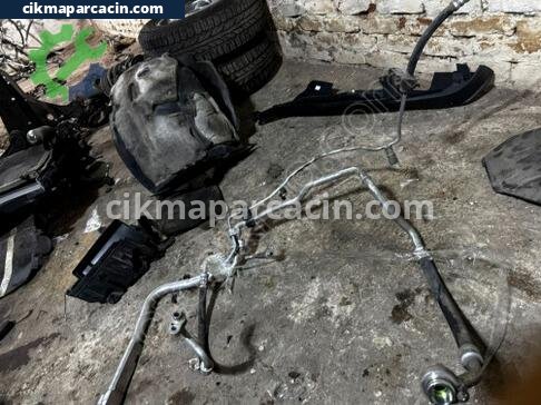 Volkswagen Passat Klima Borusu çıkma parça