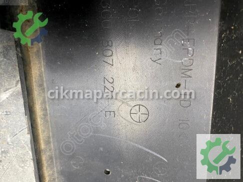 Volkswagen Passat Ön Tampon 3G0807221 çıkma parça