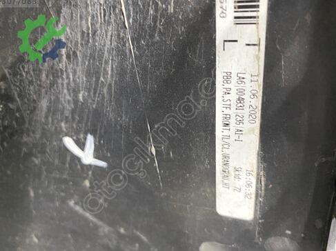 Volkswagen Passat Ön Tampon 3G0807221 çıkma parça