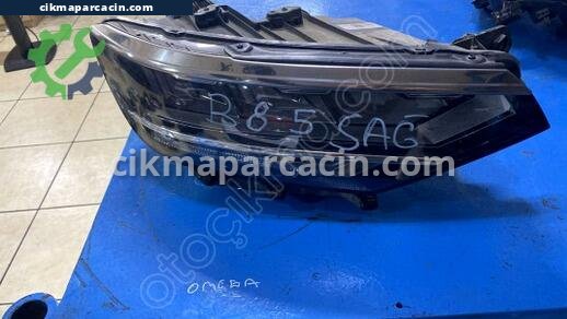 Volkswagen Passat Sağ Ön Far çıkma parça
