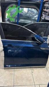 Sağ Ön Kapı Volkswagen Passat — Sökme Çıkma