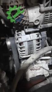 Orijinal Volkswagen Passat Şarj Dinamosu Çıkma (2. Adet)