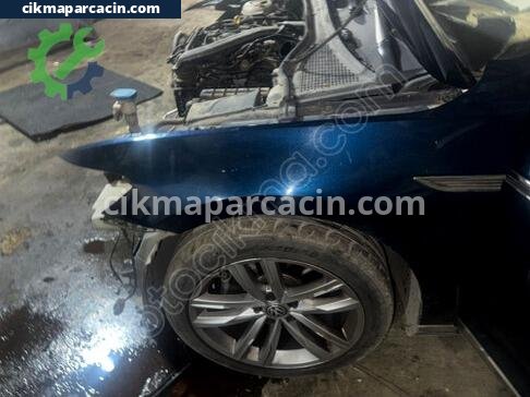 Volkswagen Passat Arka Çamurluk çıkma parça