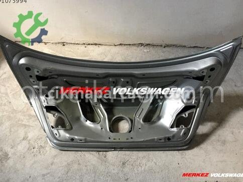 Volkswagen Passat Bagaj Kapağı çıkma parça