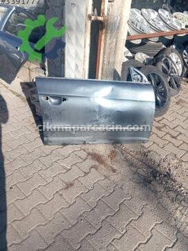 Volkswagen Passat Sağ Ön Kapı çıkma parça