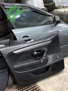 Volkswagen Passat CC Sol Ön Kapı Döşemesi Çıkma Orijinal