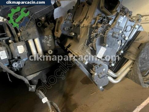 Volkswagen Passat Kalorifer Kutusu çıkma parça