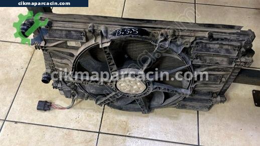 Volkswagen Passat Radyatör çıkma parça