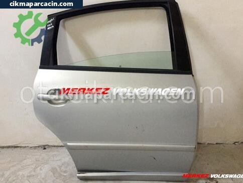 Volkswagen Passat Sağ Arka Kapı çıkma parça