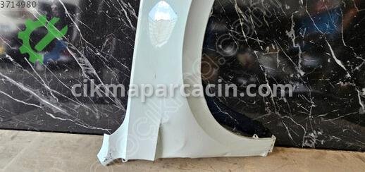 Volkswagen Passat Sağ Ön Çamurluk 3G0821022 çıkma parça