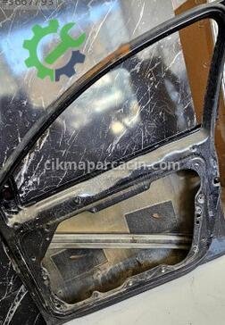 Volkswagen Passat Sağ Ön Kapı 3C4831056 çıkma parça
