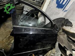 Orijinal Volkswagen Passat Sağ Ön Kapı Çıkma