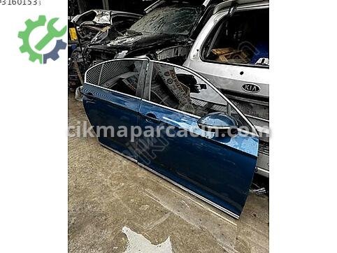 Volkswagen Passat Sağ Ön Kapı çıkma parça