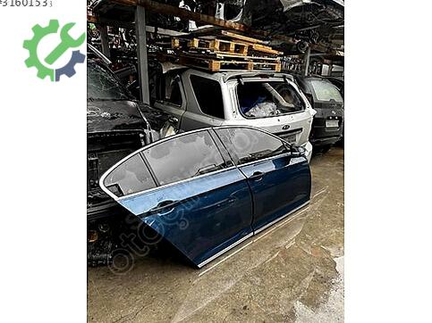 Volkswagen Passat Sağ Ön Kapı çıkma parça