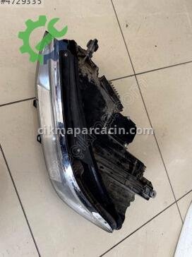 Volkswagen Passat Sol Ön Far çıkma parça