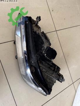 Volkswagen Passat Sol Ön Far çıkma parça