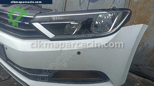 Volkswagen Passat Sol Ön Far çıkma parça
