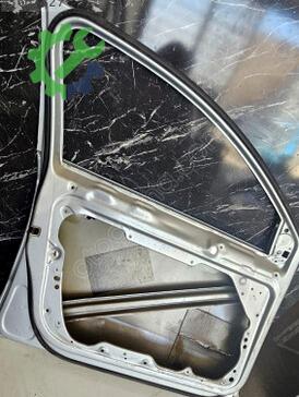 Volkswagen Passat Sol Ön Kapı 3AA831055 çıkma parça