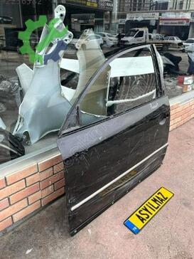Volkswagen Passat Sol Ön Kapı 1998-2005 çıkma parça