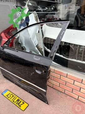 Volkswagen Passat Sol Ön Kapı 98-05 çıkma parça