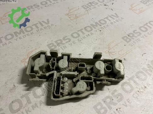 Volkswagen Passat Sol Arka Stop 3B5945257B çıkma parça
