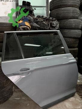 Volkswagen Passat Sağ Arka Kapı çıkma parça