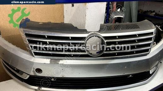 Volkswagen Passat Ön Panjur çıkma parça