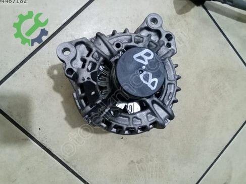 Volkswagen Passat Şarj Dinamosu çıkma parça
