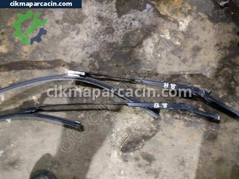 Volkswagen Passat Silecek Kolu çıkma parça