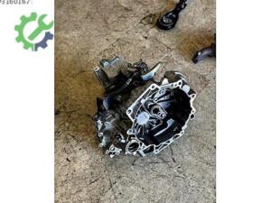 VOLKSWAGEN POLO 1.0 ŞANZIMAN TÜM MODELLER MEVCUTTUR