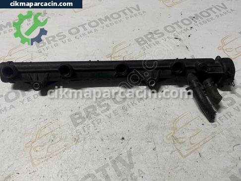 Volkswagen Polo Enjektör Kütüğü çıkma parça